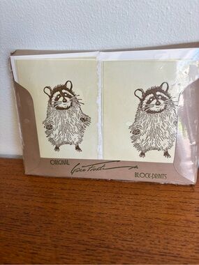 Gwen Frostic block print raccoon stationary new sealed